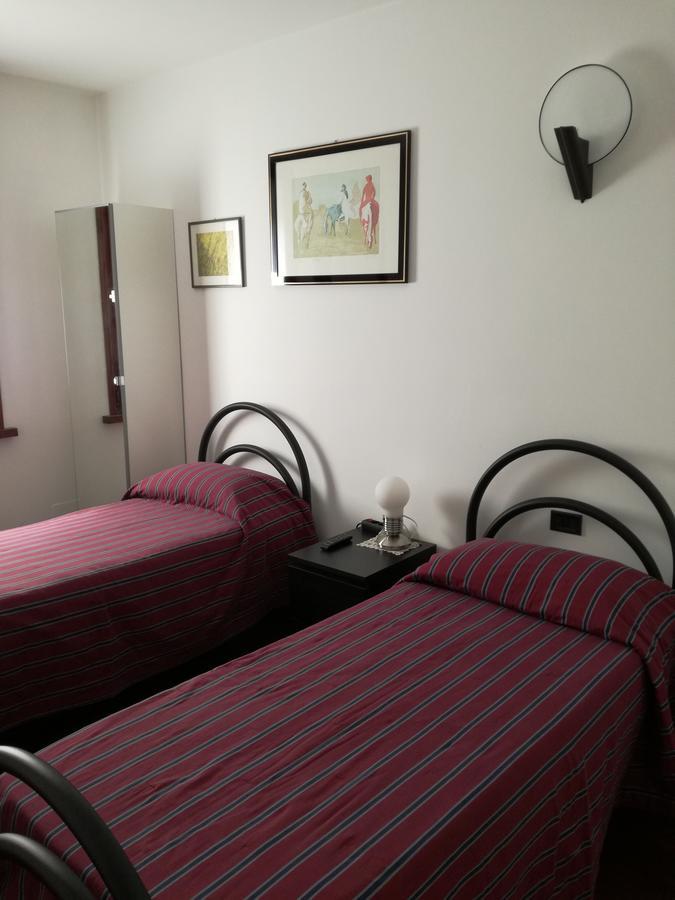 3 Tesori B&B Castel d'Ario ภายนอก รูปภาพ